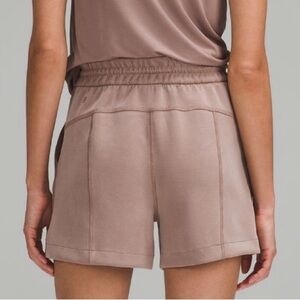 Lululemon Softstreme High Rise Short 4” Color Taupetastic